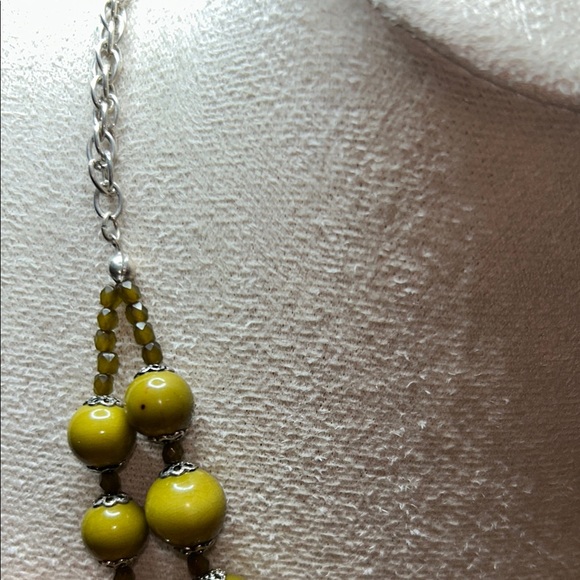 Olive Green Geometric Bead Necklace with Double-Row Design - Picture 5 of 5